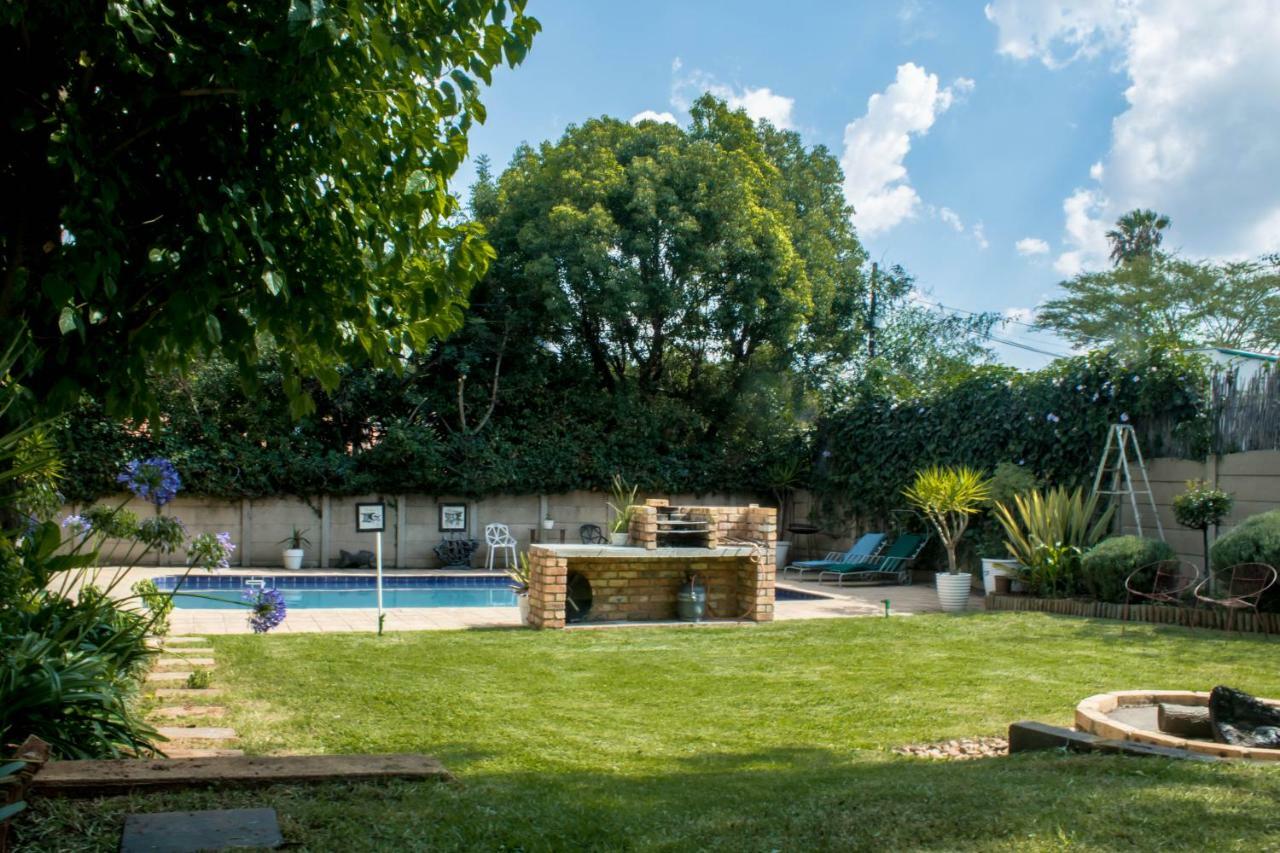 Sunbury Bed And Breakfast Йоханнесбург Экстерьер фото